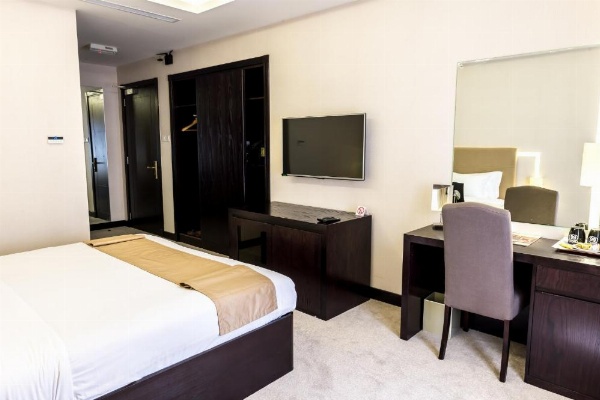 Al Qurum Resort image 10