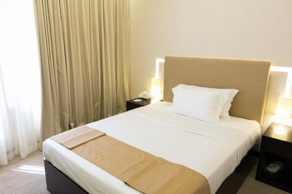 Al Qurum Resort image 9